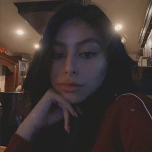 Meet your Posher, Mariana